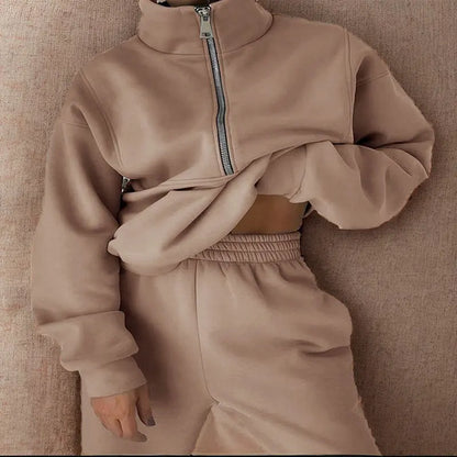 Women's Matching Two Piece Set - Zip Up Sweater & Sweatpants