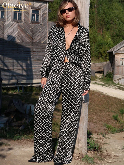 Women's Print Two Piece Set - Long Sleeve Shirt & Wide Pants
