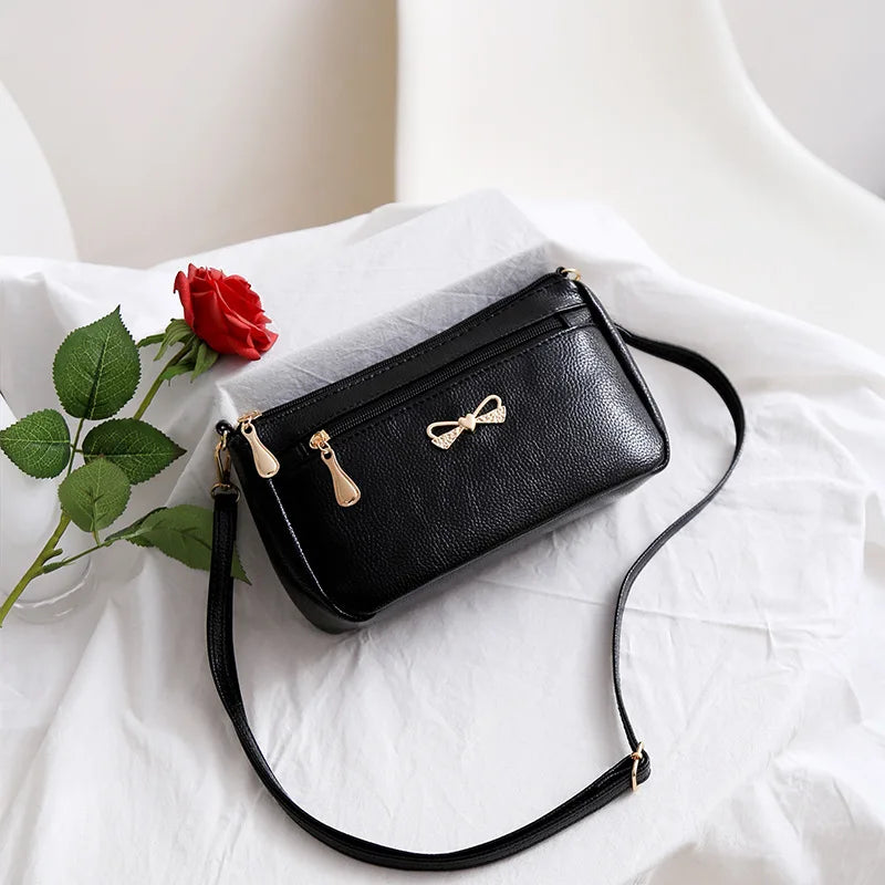 Women's Alligator Pattern Crossbody Bag - PU Leather Handbag
