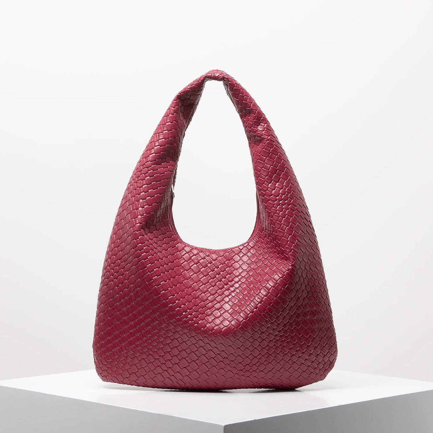 Retro Woven Leather Shoulder Bag - Large Capacity Tote